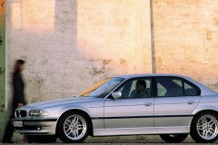 BMW 7 sērija E38 Sedans 1998 - 2001 foto 3