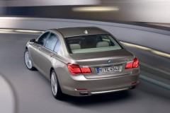 BMW 7 sērija F01/02 Sedans 2008 - 2012 foto 5