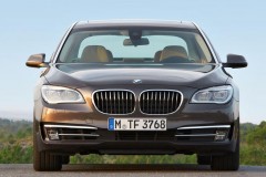 BMW 7 sērija F01/02 Sedans 2012 - 2015 foto 4
