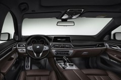 BMW 7 sērija G11/G12 Sedans 2015 - 2019 foto 3