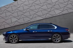 BMW 7 sērija G70 Sedans 2022 - 2026 foto 5