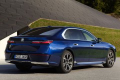 BMW 7 sērija G70 Sedans 2022 - 2026 foto 7