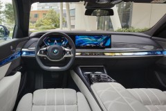 BMW 7 sērija G70 Sedans 2022 - 2026 foto 8