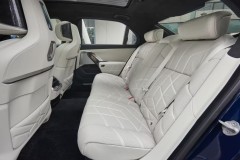 BMW 7 sērija G70 Sedans 2022 - 2026 foto 9