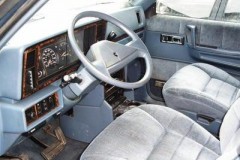 Chrysler Voyager Minivens 1988 - 1991 foto 4