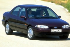 Ford Mondeo Sedans 1996 - 2000 foto 2