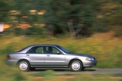 Mazda 626 Sedans 1997 - 1999 foto 1