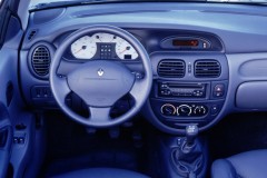 Renault Megane Kabriolets 2000 - 2003 foto 1