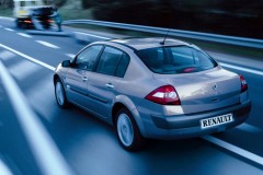 Renault Megane Sedans 2003 - 2006 foto 2