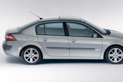 Renault Megane Sedans 2003 - 2006 foto 3