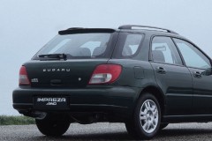 Subaru Impreza Univers�ls 2000 - 2003 foto 2