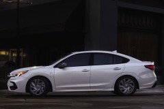 Subaru Legacy Sedans 2022 - foto 2