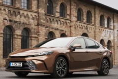 Toyota Camry Sedans 2023 - foto 1