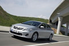 Toyota Corolla Sedans 2010 - 2013 foto 2
