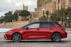 Toyota Corolla He�beks 2018 - 2022 foto 3