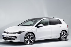 Volkswagen Golf 8 He�beks 2024 - foto 1