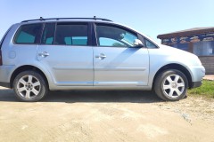 Volkswagen Touran Minivens 2003 - 2006 foto 1