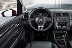 Volkswagen Touran Minivens 2010 - 2015 foto 5
